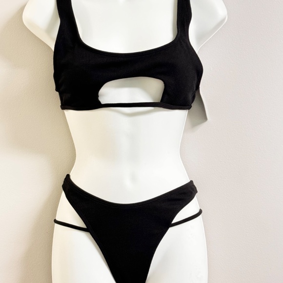 2pc Strappy Bikini Set NWT - Picture 2 of 3